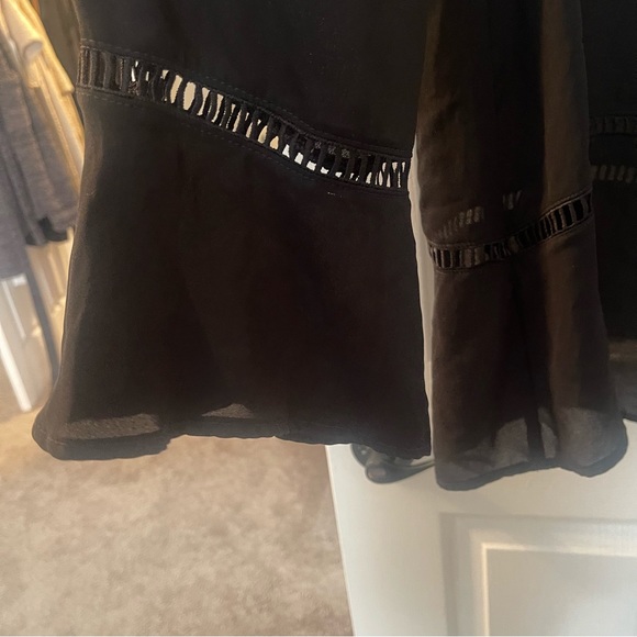 Philosophy Ladder Trim Bell Sleeve Top in Black XXL - Picture 7 of 10